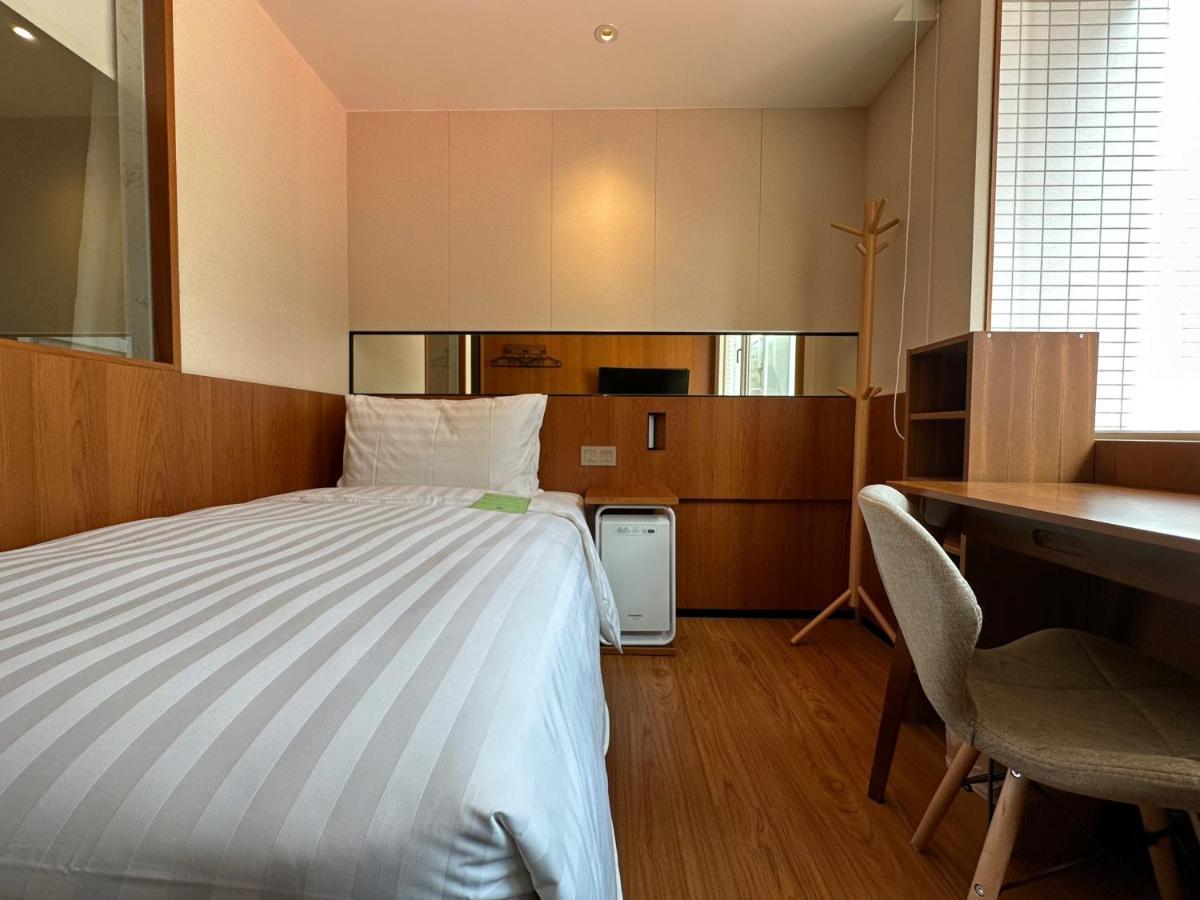 盤古捷旅 - Panco Hotel Taipei Esterno foto